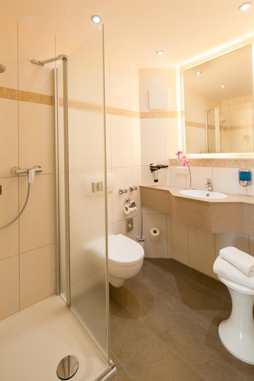 Hotel Am Stern Brühl Pokoj fotografie
